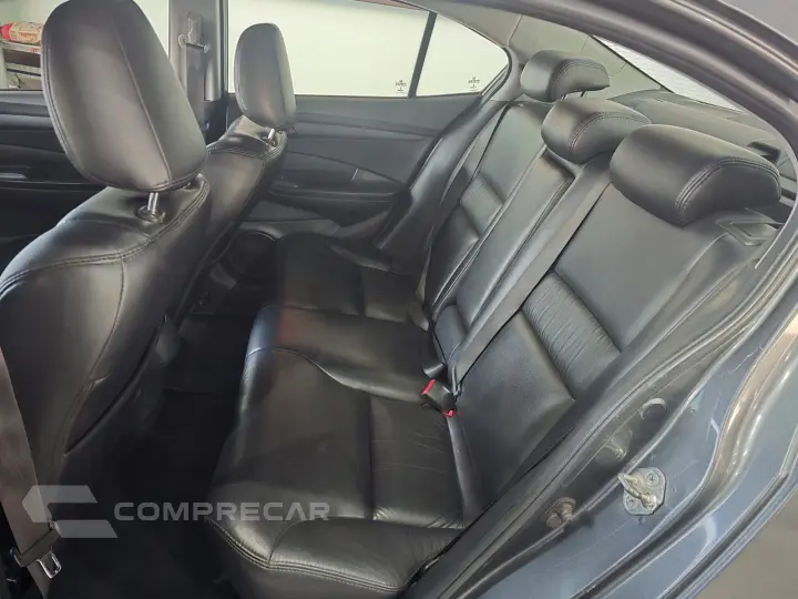 CITY 1.5 LX Sedan 16V