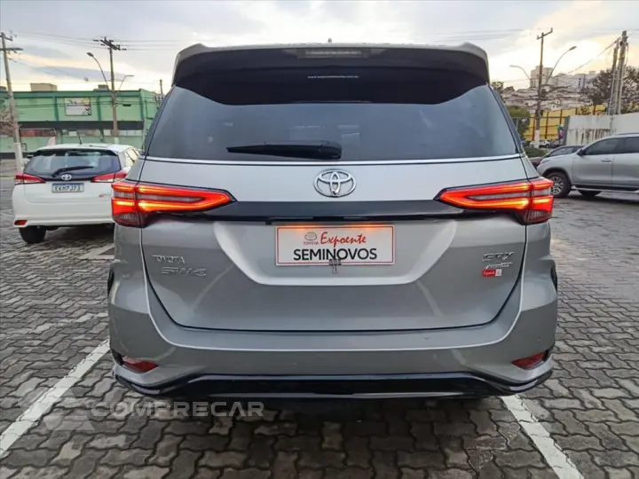 HILUX SW4 2.8 D-4D TURBO DIESEL SRX PLATINUM 4X4