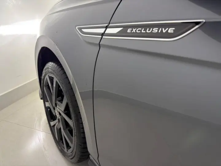 VIRTUS EXCLUSIVE