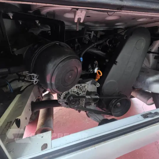 Kombi Lotação 1.6 MPi