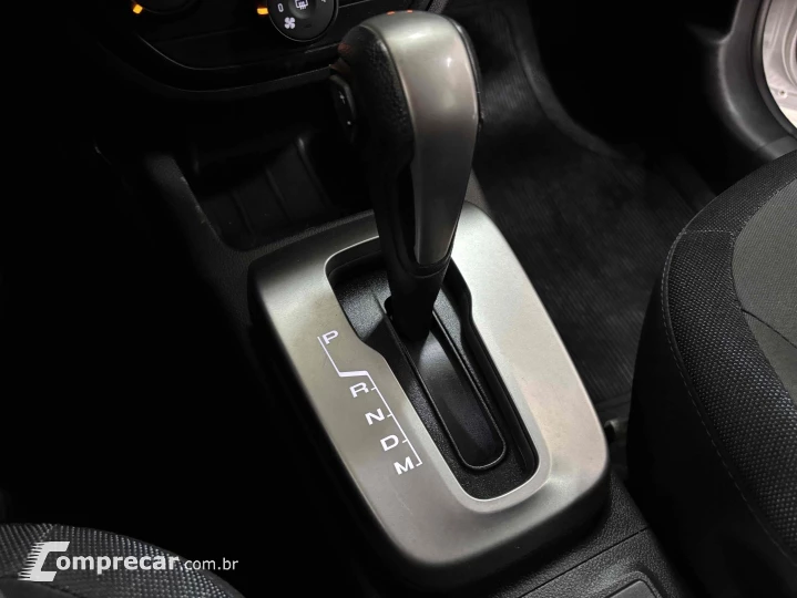 SPIN 1.8 LT 8V FLEX 4P AUTOMÁTICO