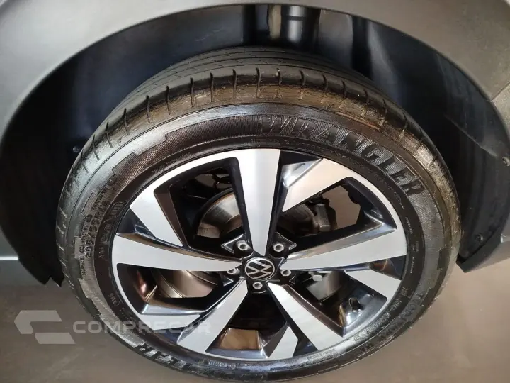 Nivus 1.0 200 Tsi Total Flex Highline Automático