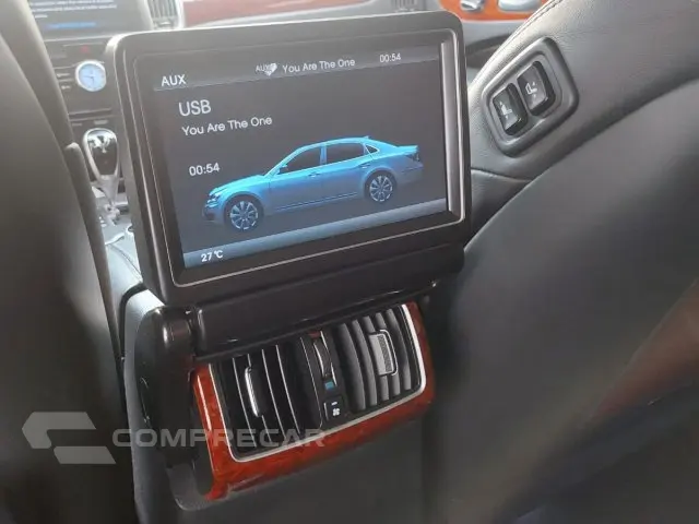 EQUUS - 4.6 V8 SEDAN 4P AUTOMÁTICO