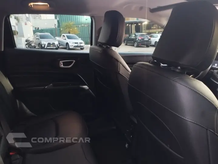 Compass 1.3 16V 4P FLEX LONGITUDE T270 TURBO AUTOMÁTICO