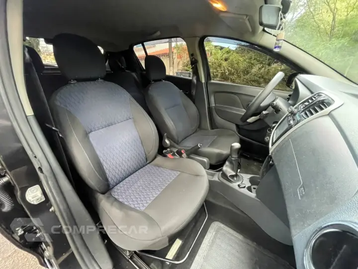 SANDERO 1.6 Expression 8V