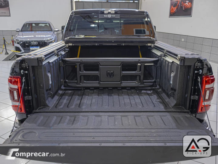 2500 6.7 I6 Turbo Laramie CD 4X4