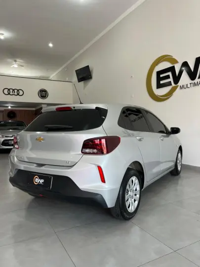 ONIX HATCH LT 1.0 12V Flex