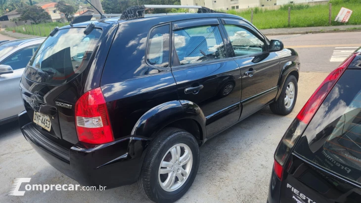 TUCSON 2.0 GL 2WD 16V
