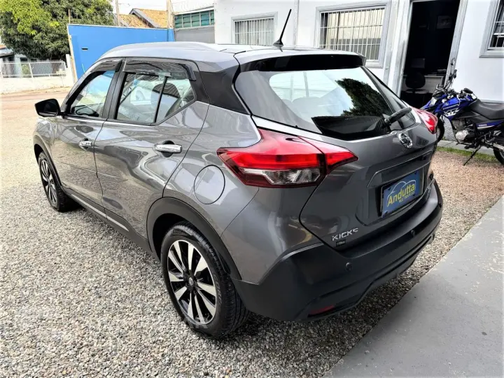 Kicks 1.6 16V 4P FLEXSTART SL X-TRONIC AUTOMÁTICO CVT