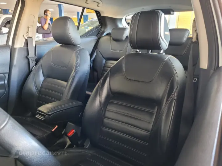 KICKS Exclusive 1.6 16V Flex Aut.