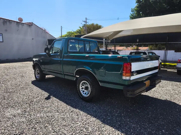 F-1000 2.5 XL 4X2 CS 8V Turbo