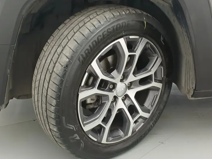 RENEGADE 1.3 T270 TURBO FLEX LONGITUDE AT6