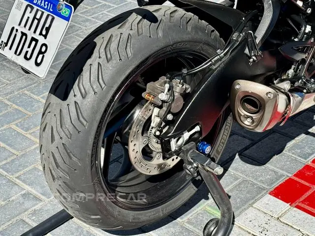 GSX-S1000 ABS - Esportiva