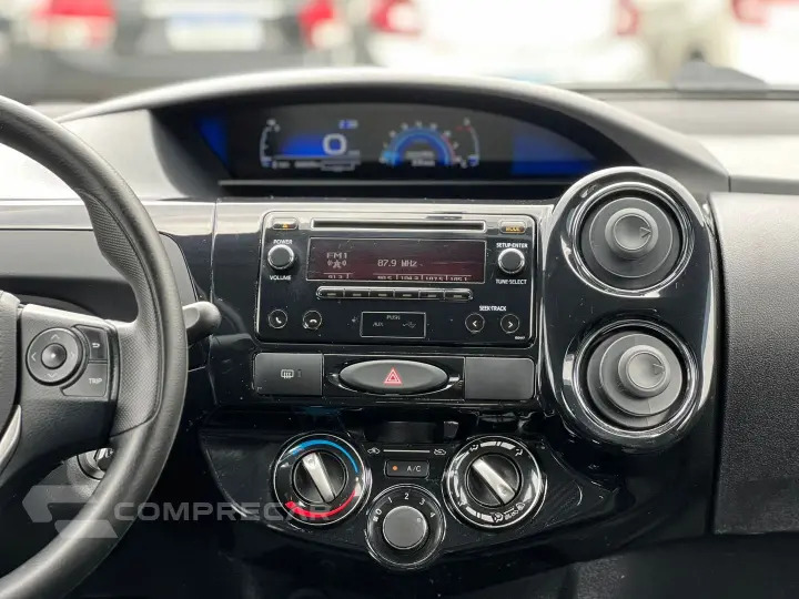 Etios 1.5 X Plus 16V Flex 4P Manual