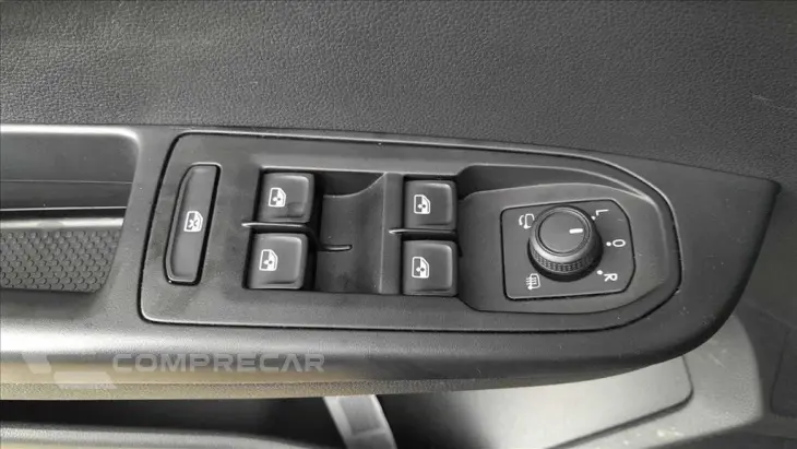 TAOS 1.4 250 TSI TOTAL FLEX HIGHLINE AUTOMÁTICO