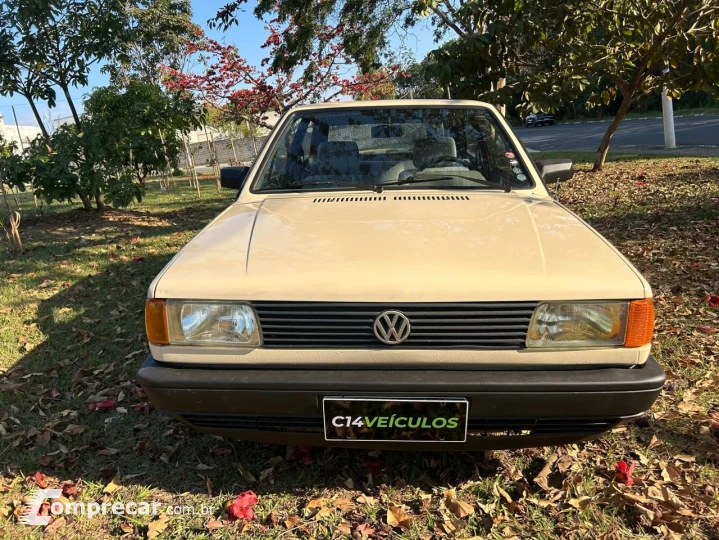 Gol 1000 (modelo antigo)