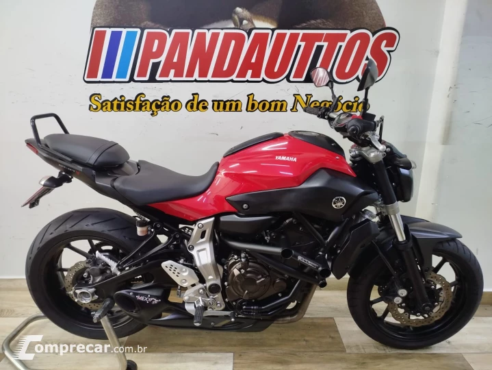 MT-07 700 cc