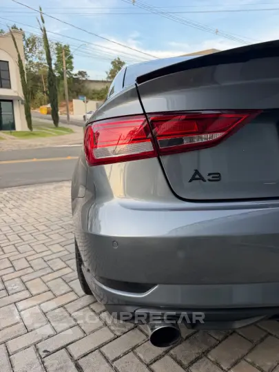 A3 Sed. Ambition 2.0 TSFI 220cv S-tronic
