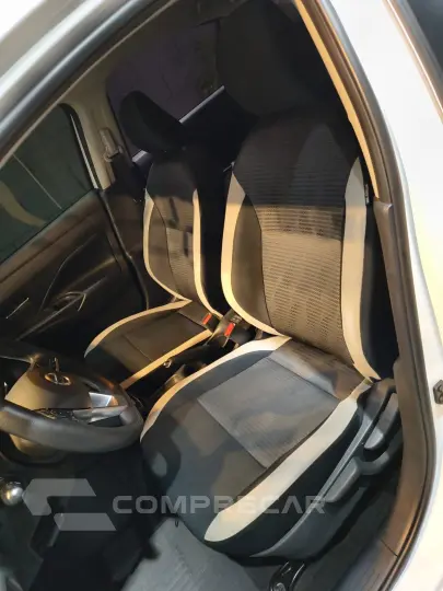 VERSA 1.6 16V Advance
