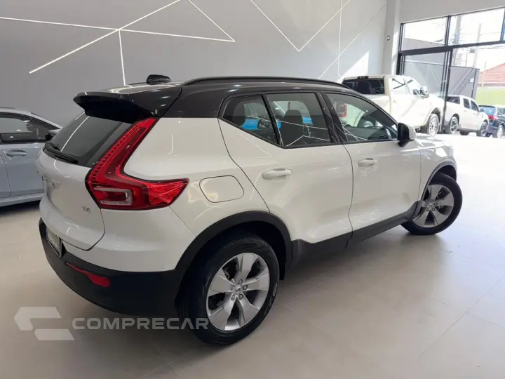 XC40 T4 2.0