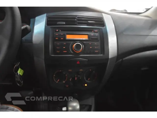 LIVINA - 1.8 S 16V 4P AUTOMÁTICO