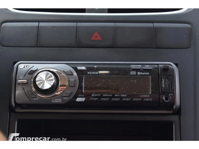 FOX - 1.0 MI 8V 4P MANUAL