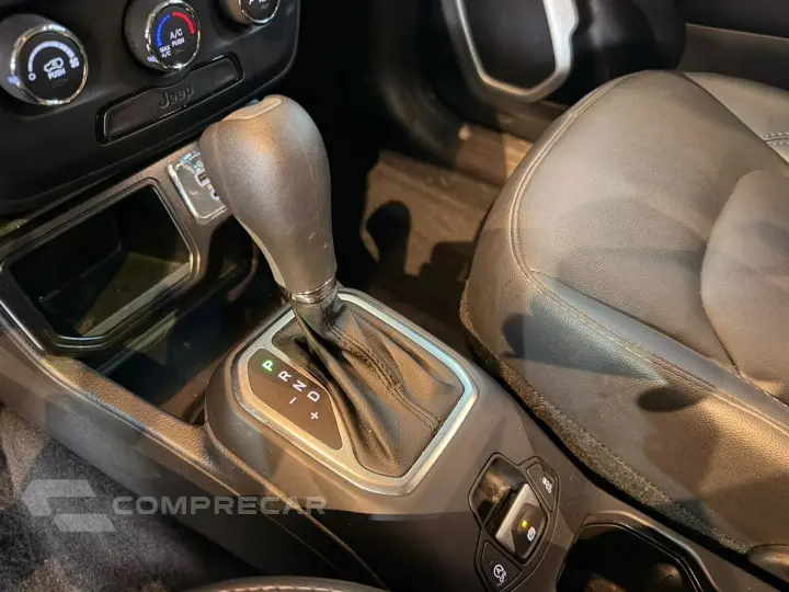 Renegade 1.8 16V Flex Sport 4P Automático