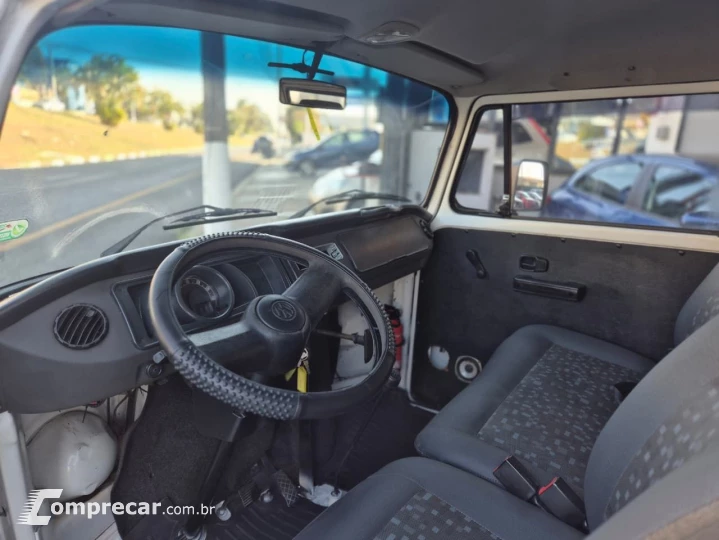 Kombi Lotação 1.4 Mi Total Flex 8V