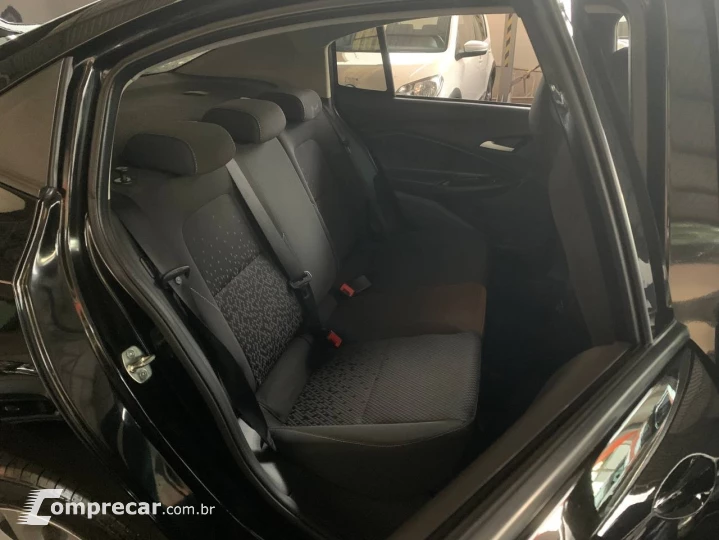 ONIX SEDAN Plus LTZ 1.0 12V TB Flex Mec.
