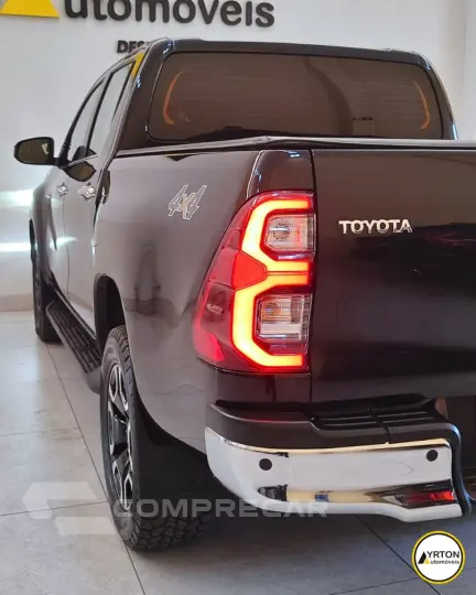 Hilux Caminhonete 2.8 16V SRX 4X4 DIESEL CABINE DUPLA AUTOMÁ