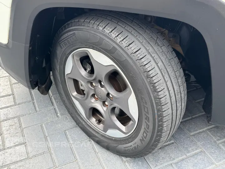 RENEGADE 1.8 16V Sport