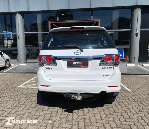 HILUX SW4 3.0 SRV 4X4 7 Lugares 16V Turbo Intercooler