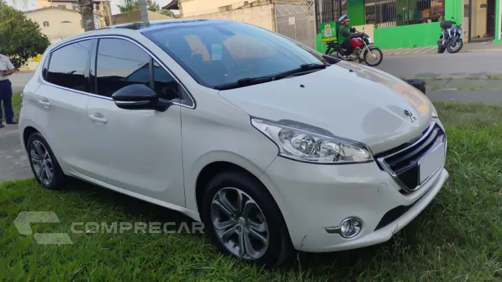 208 1.0 Turbo 200 Griffe