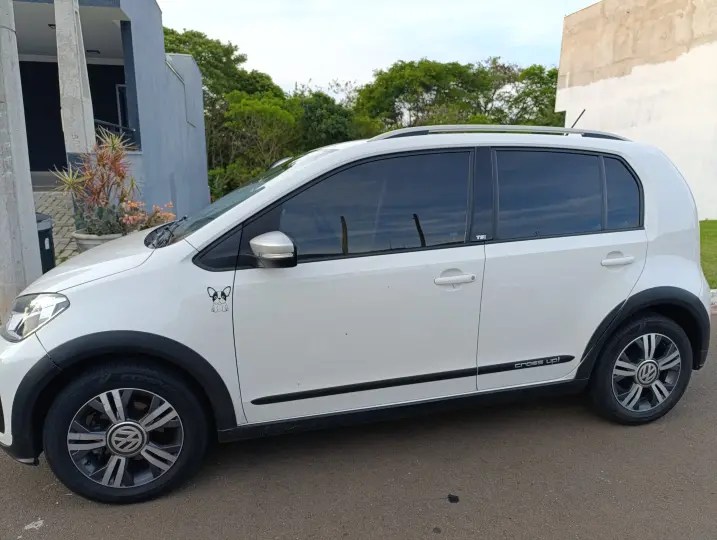 CROSS UP 1.0 TSI 12V