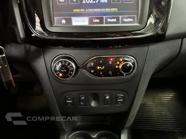 Sandero 1.6 STEPWAY 8V FLEX 4P MANUAL