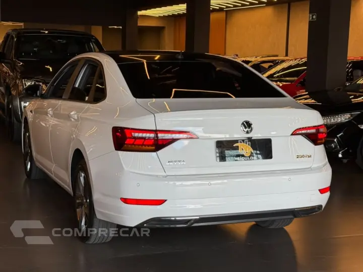 JETTA 1.4 250 TSI TOTAL FLEX R-LINE TIPTRONIC