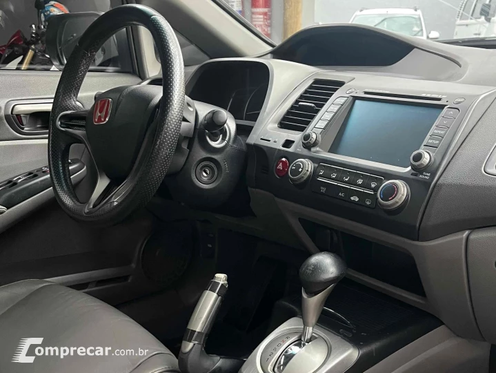 CIVIC 1.8 LXS 16V GASOLINA 4P AUTOMÁTICO