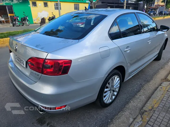 JETTA 2.0 TSI Highline