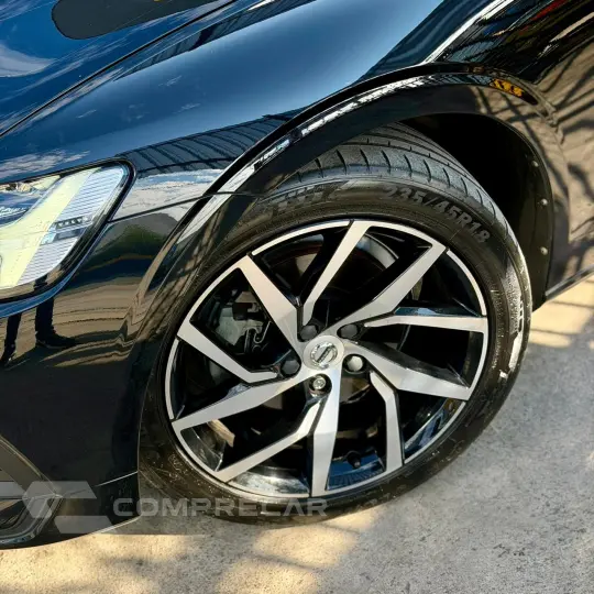 S60 T-4 MOMENTUM 2.0 190cv 4p