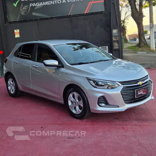 ONIX HATCH PREM. 1.0 12V TB Flex 5p Aut.