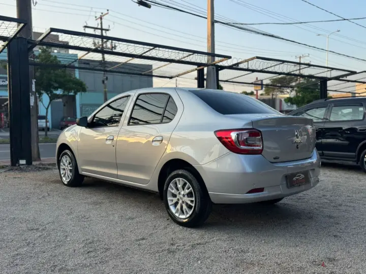 Logan 1.0 12V 4P FLEX SCE ZEN