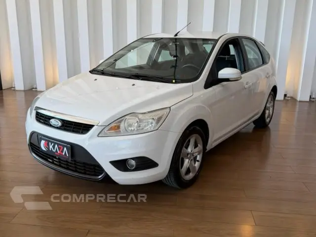 FOCUS HATCH - 2.0 GLX 16V 4P MANUAL