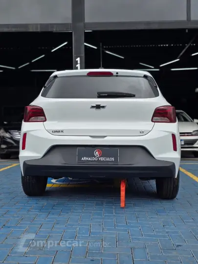 ONIX HATCH LT 1.0 12V Flex 5p Mec.