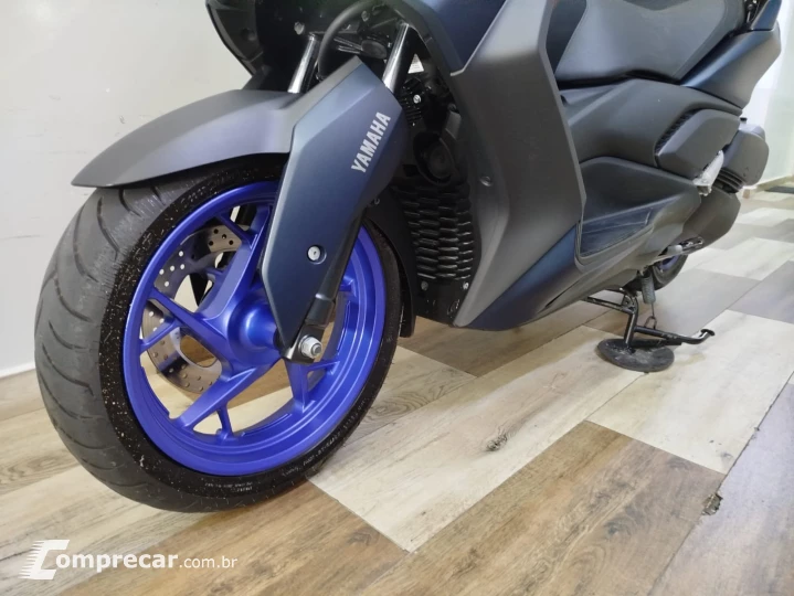XMax 250 cc