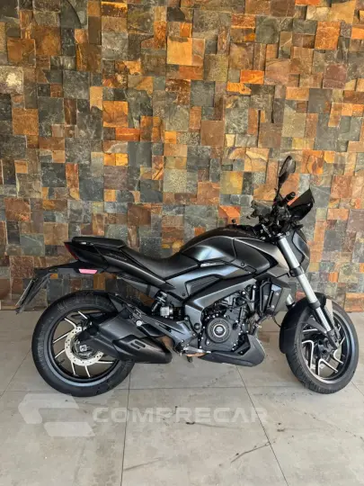 DOMINAR 400