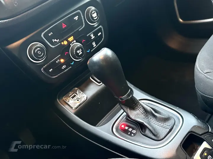 COMPASS 2.0 16V FLEX SPORT AUTOMÁTICO