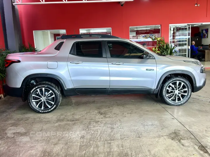 TORO 2.0 16V TURBO DIESEL ULTRA 4WD AT9