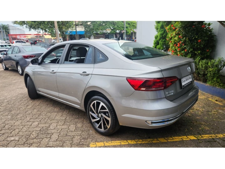 VIRTUS 1.0 200 TSI HIGHLINE AUTOMÁTICO