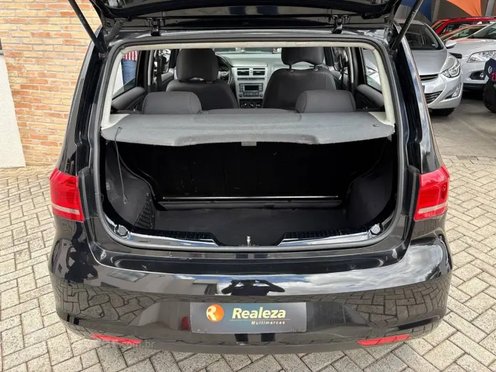 Fox Trendline 1.6 Flex 8V 5p