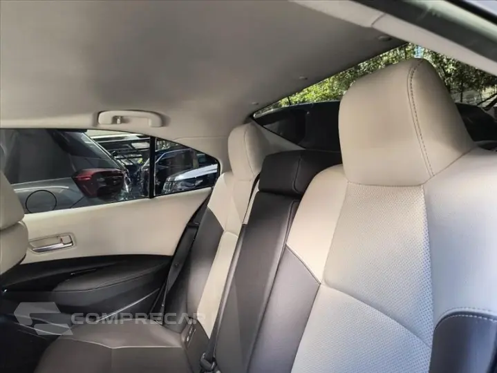 COROLLA 1.8 VVT-I Hybrid Altis Premium